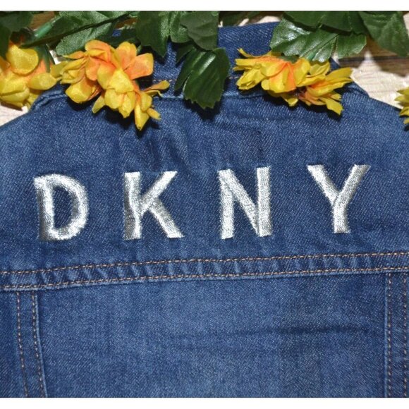 DKNY Girls Denim Long Sleeve Button Up Blue Jean Jacket Size 4 Embroidered Logo - Picture 7 of 10